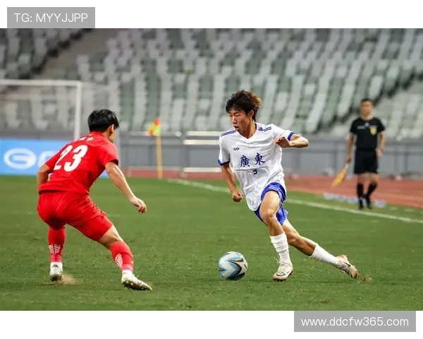 历史性突破首次闯入该赛事四强书写崭新篇章展现团队拼搏精神与实力 - 副本 (2)