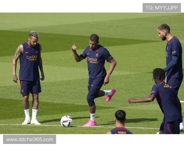 法甲最新赛况激战连连豪门争锋黑马崛起争冠形势再起波澜四方逐鹿 - 副本 (2) - 副本