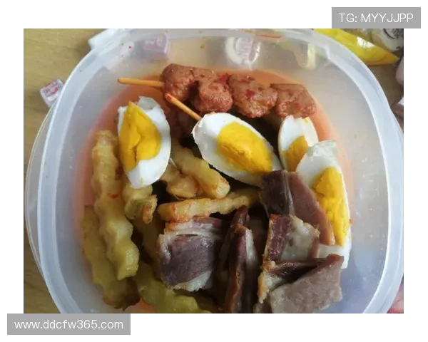 游泳世锦赛见证世界泳坛巅峰对决与梦想绽放荣耀时刻全球瞩目盛宴 - 副本 - 副本 (3)