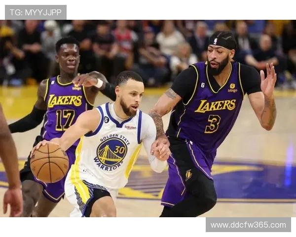 NBA最新比分实时更新门户助你掌握每场精彩对决走势 - 副本 - 副本