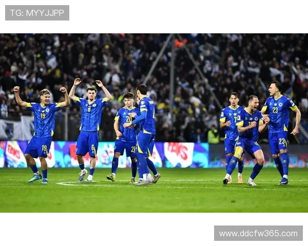 世界杯焦点战最新战报各强队表现亮眼晋级形势愈发激烈引关注 - 副本 (3)