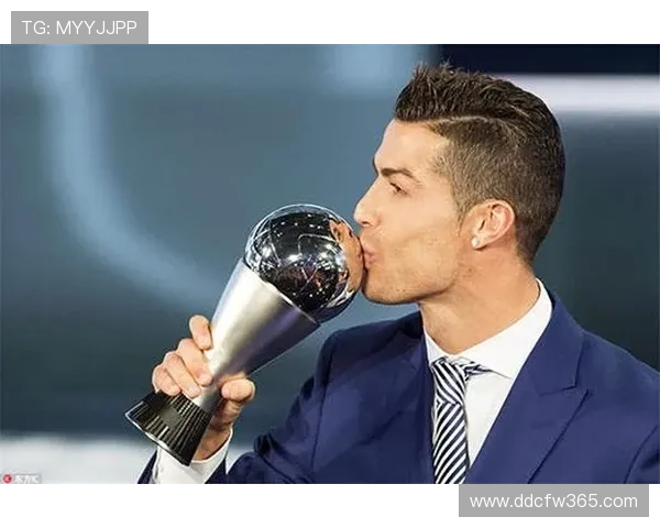 体育新闻网站专题聚焦全球赛事热点与球星风采全景多维深度解析报道 - 副本 - 副本